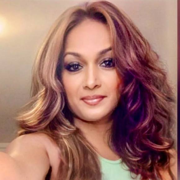 Meet your Posher, Asha - Picture 1 of 1